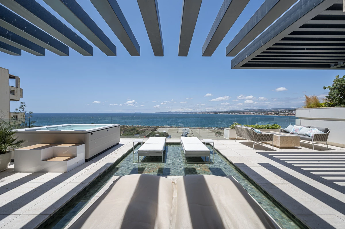 2-5bd7b9d04b45e33852eaf0ec6670150d