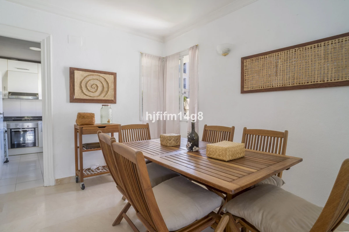 7-aa4cc561180b369757c0bb4af9886cd3