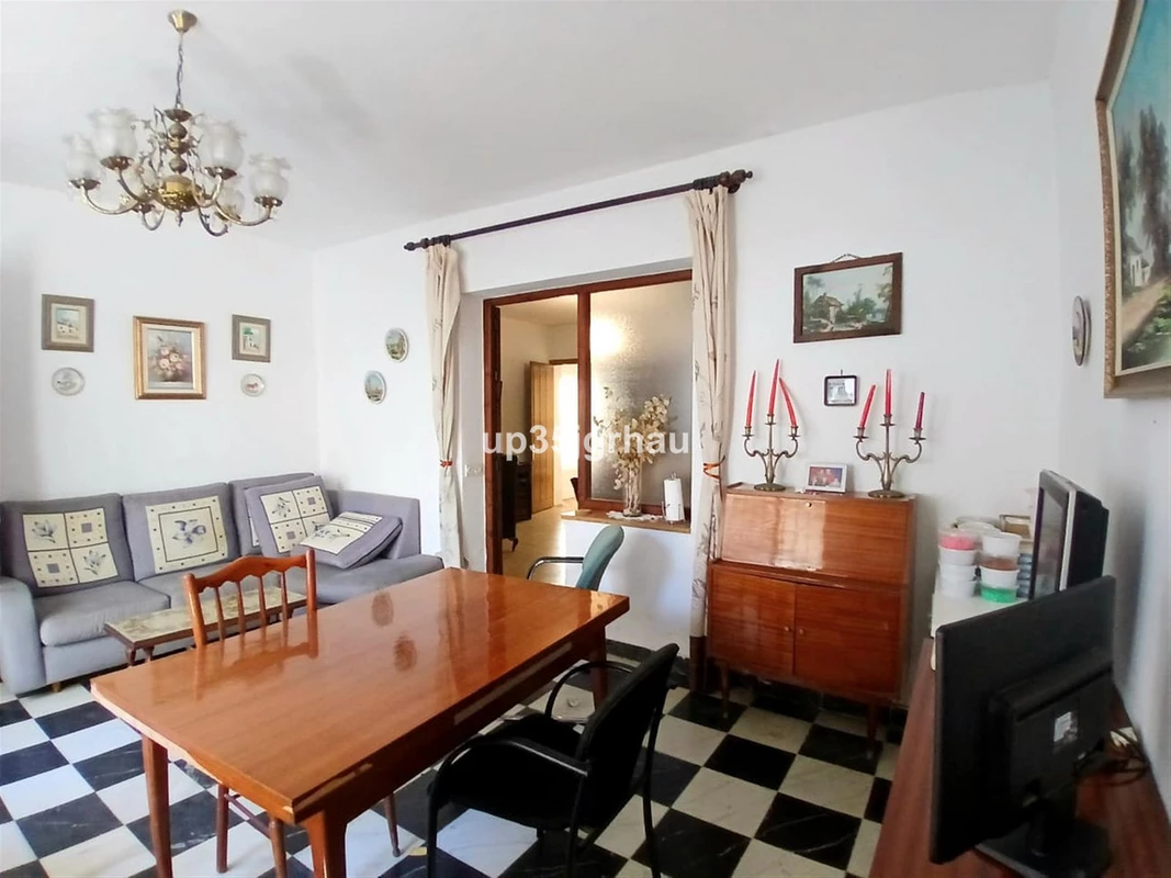 9-467d0cee5b725f3ef65f102a0c2e69c0