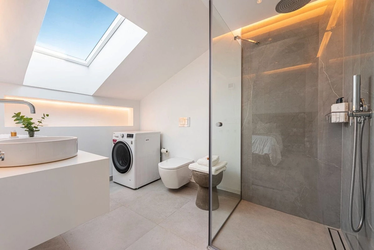 9-467d0cee5b725f3ef65f102a0c2e69c0