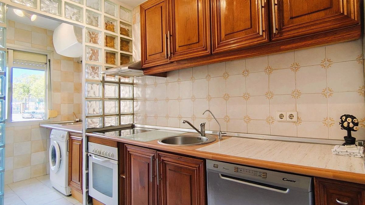 9-467d0cee5b725f3ef65f102a0c2e69c0