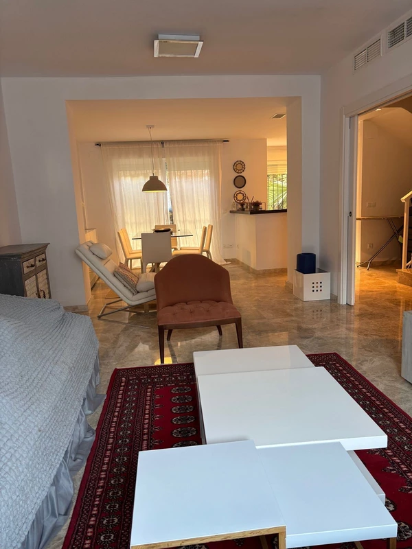 4-c23c0f86247804fa50226aecd8b0b2c8