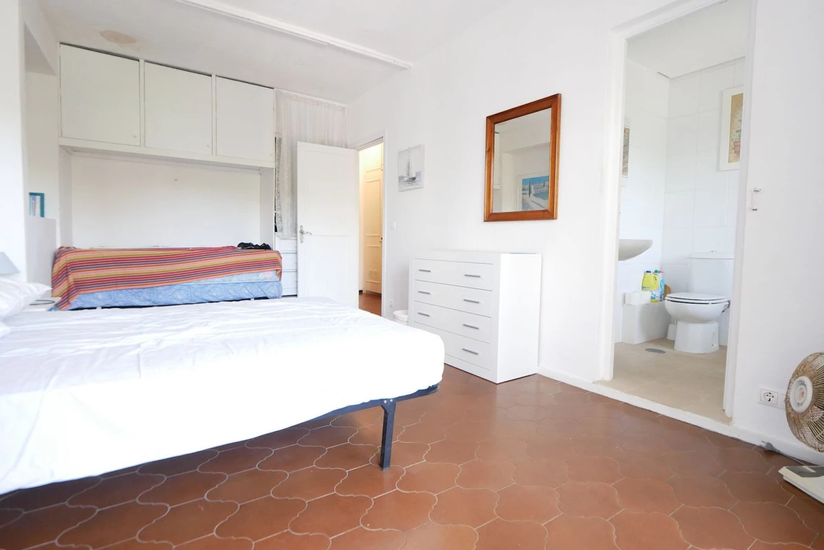 9-467d0cee5b725f3ef65f102a0c2e69c0