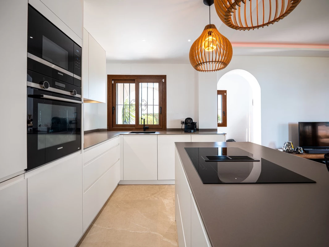 4-c23c0f86247804fa50226aecd8b0b2c8