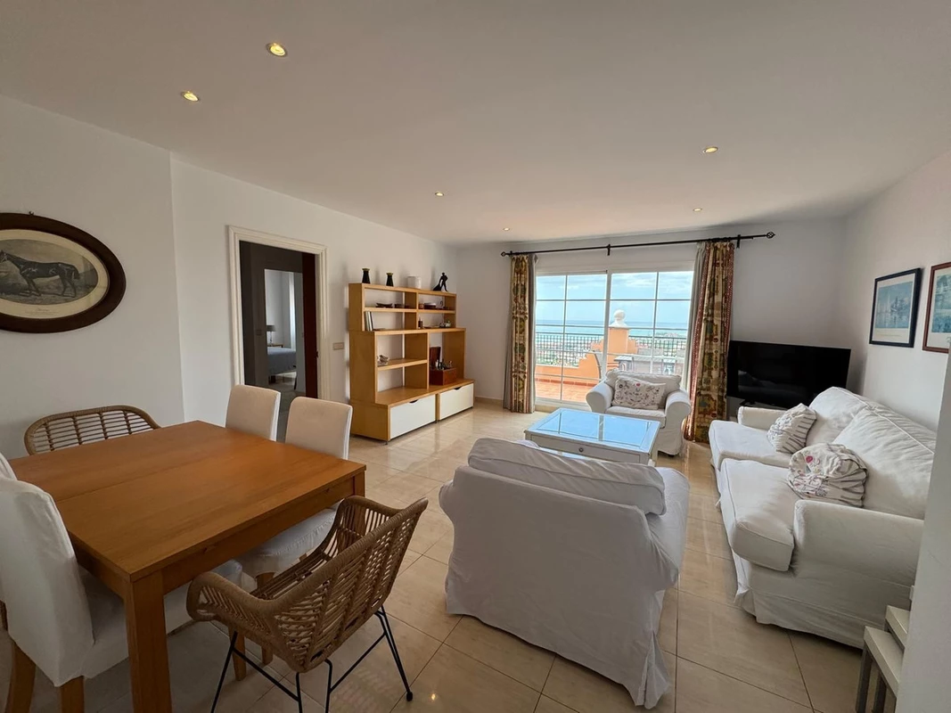 2-5bd7b9d04b45e33852eaf0ec6670150d