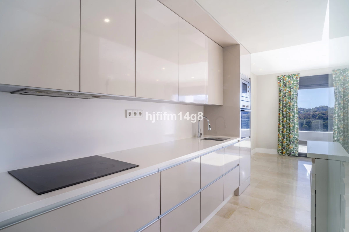 9-467d0cee5b725f3ef65f102a0c2e69c0