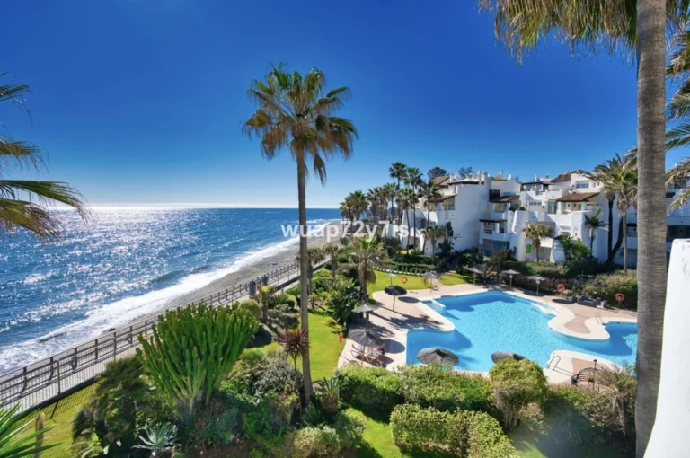 R5179336 | Ground Floor Apartment in Puerto Banús – € 1,250,000 – 2 beds, 2 baths