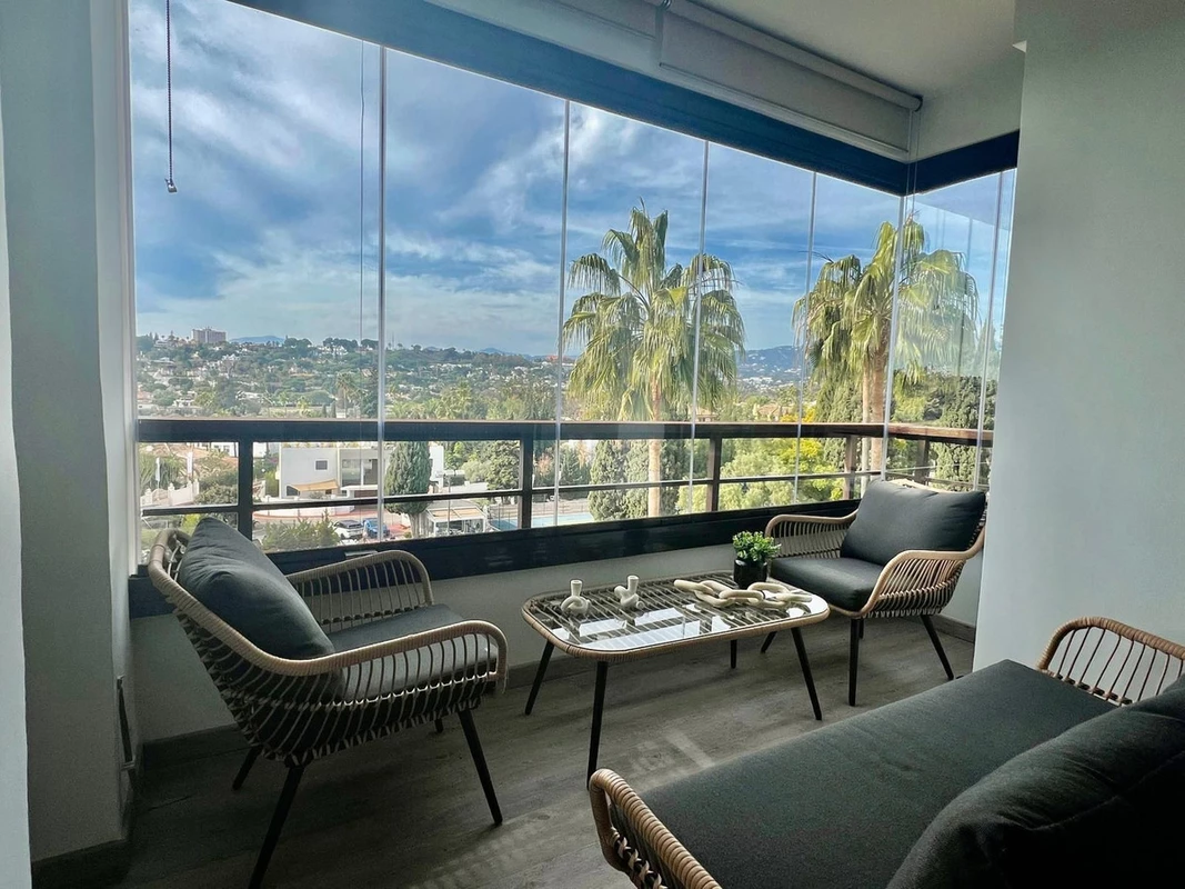 1-7980e48d732b6fc85c14b43b94d2aa54