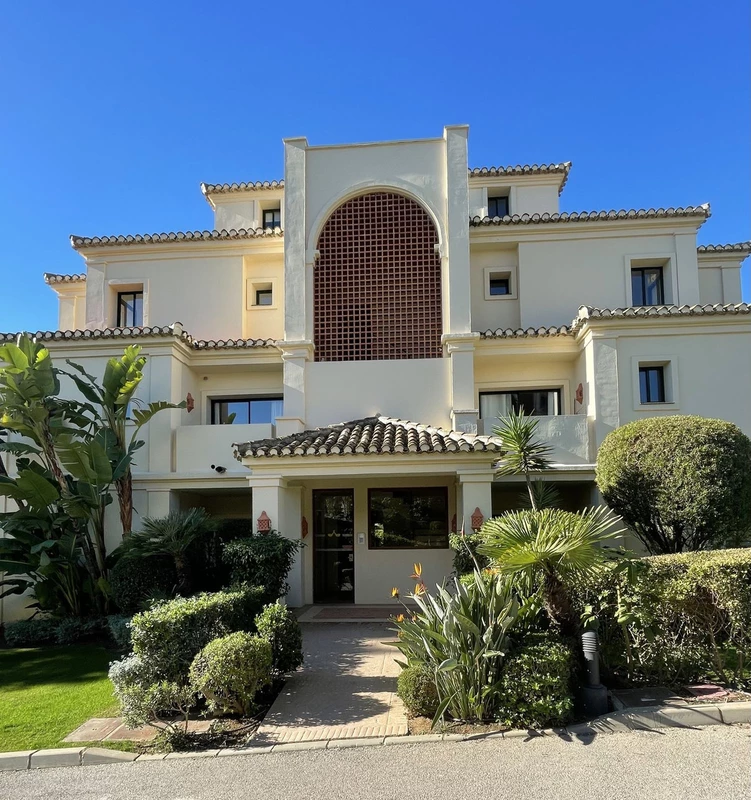 R4790878 | Ground Floor Apartment in Benahavís – € 1,050,000 – 5 beds, 6 baths