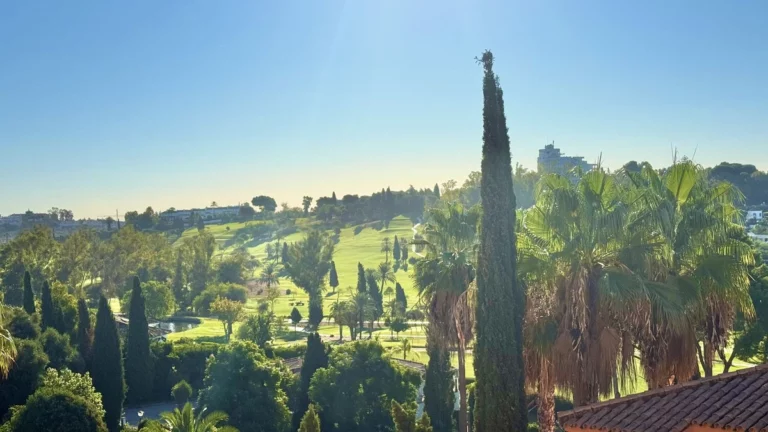 R5194045 | Middle Floor Apartment in Benahavís – € 280,000 – 1 beds, 1 baths