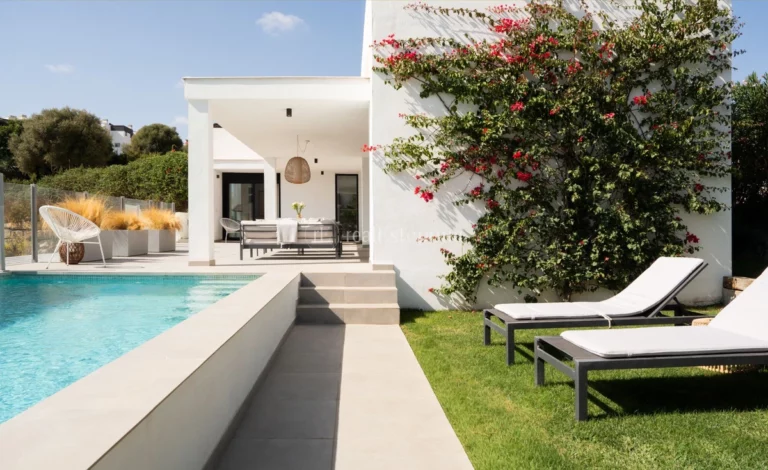 CIMA-00586P | Villa in Estepona – € 995,000 – 3 beds, 2 baths