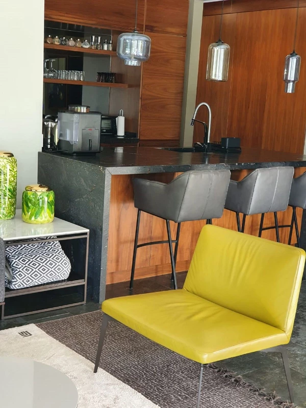 8-e64a9055bba3e77ac8aca3b893cdf826