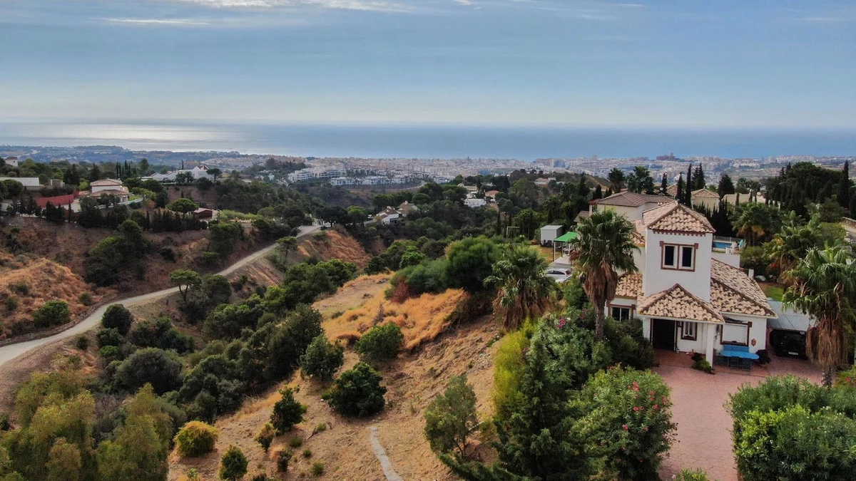 4-c23c0f86247804fa50226aecd8b0b2c8