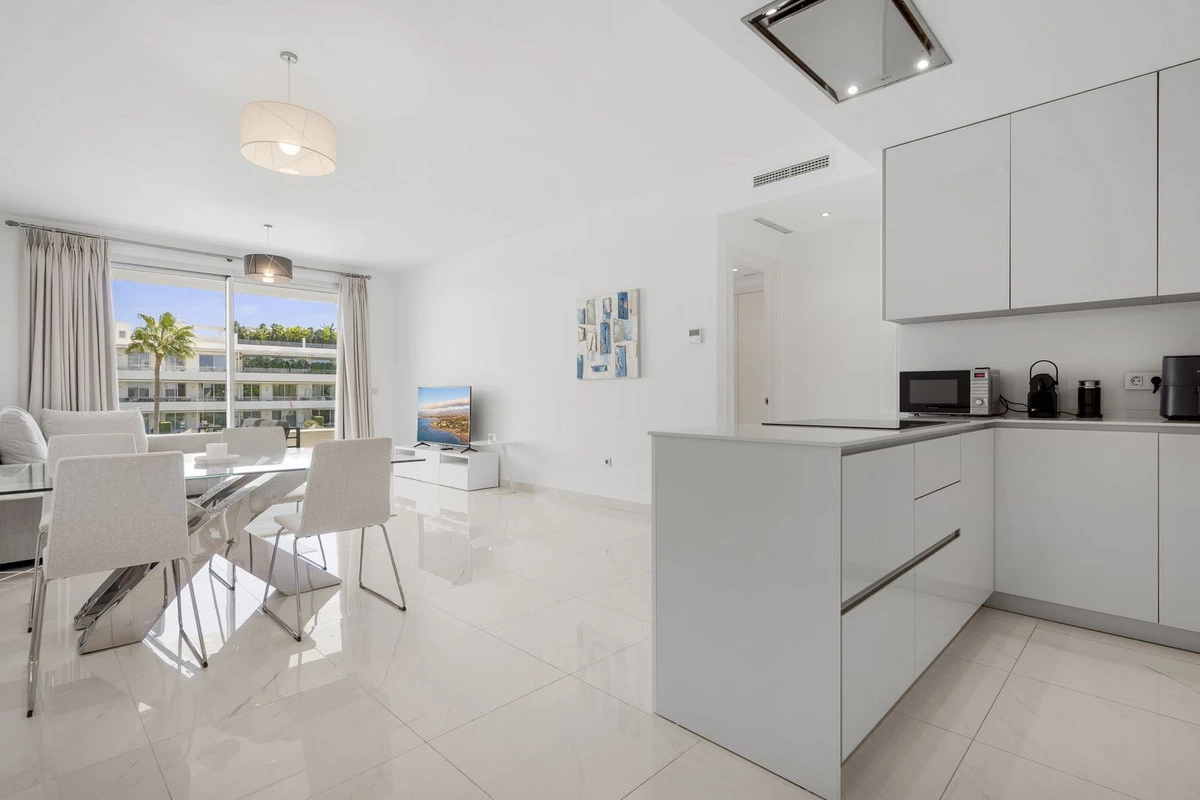 3-e898b2bb2a2fdfd06d2c39894dce8316