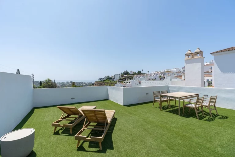 R5185270 | Penthouse in El Paraiso – € 650,000 – 2 beds, 2 baths