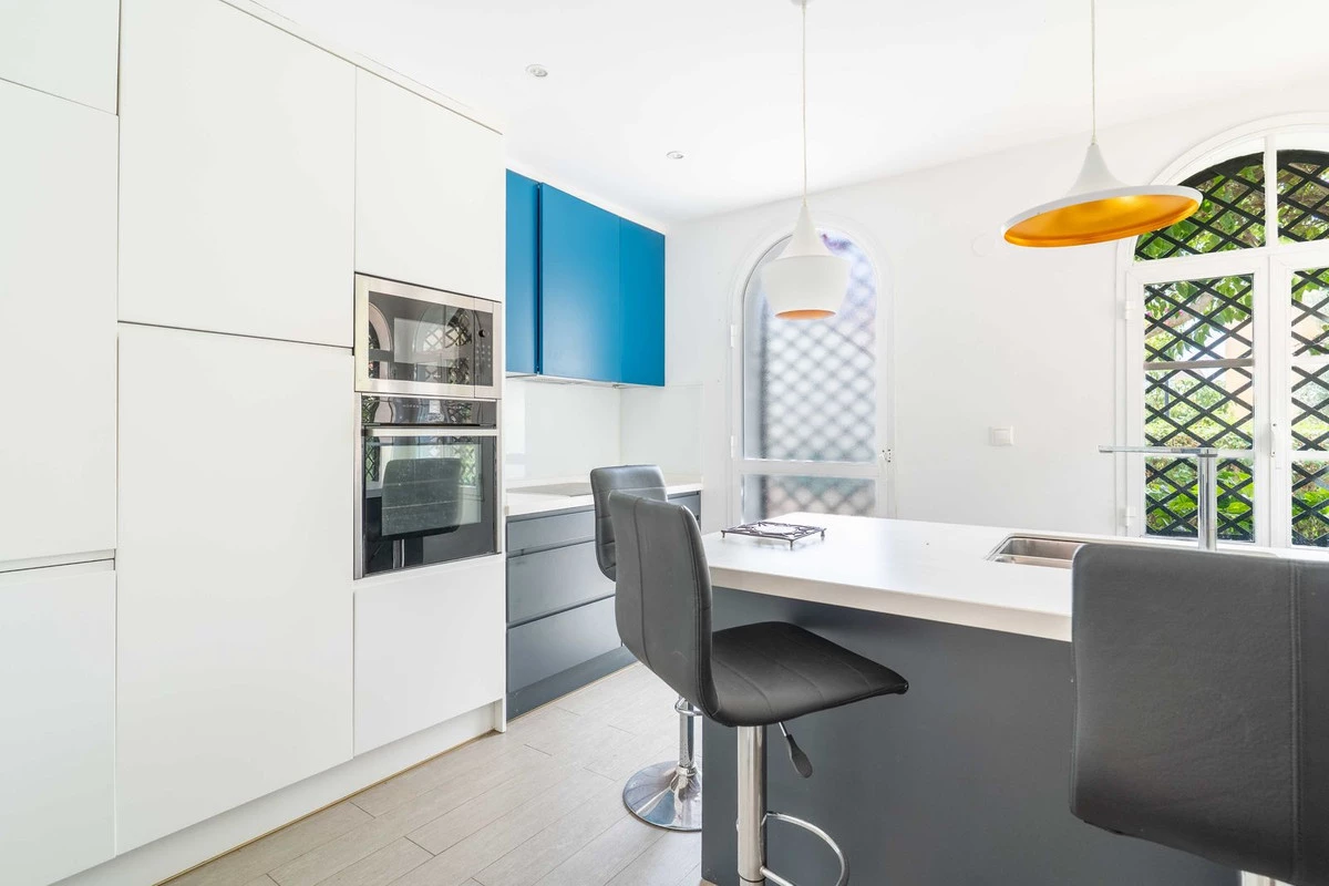 4-c23c0f86247804fa50226aecd8b0b2c8