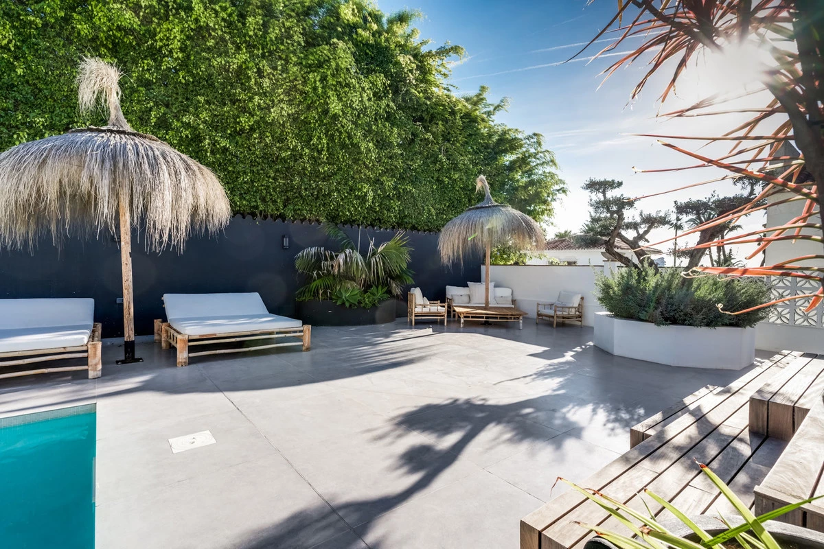 9-467d0cee5b725f3ef65f102a0c2e69c0