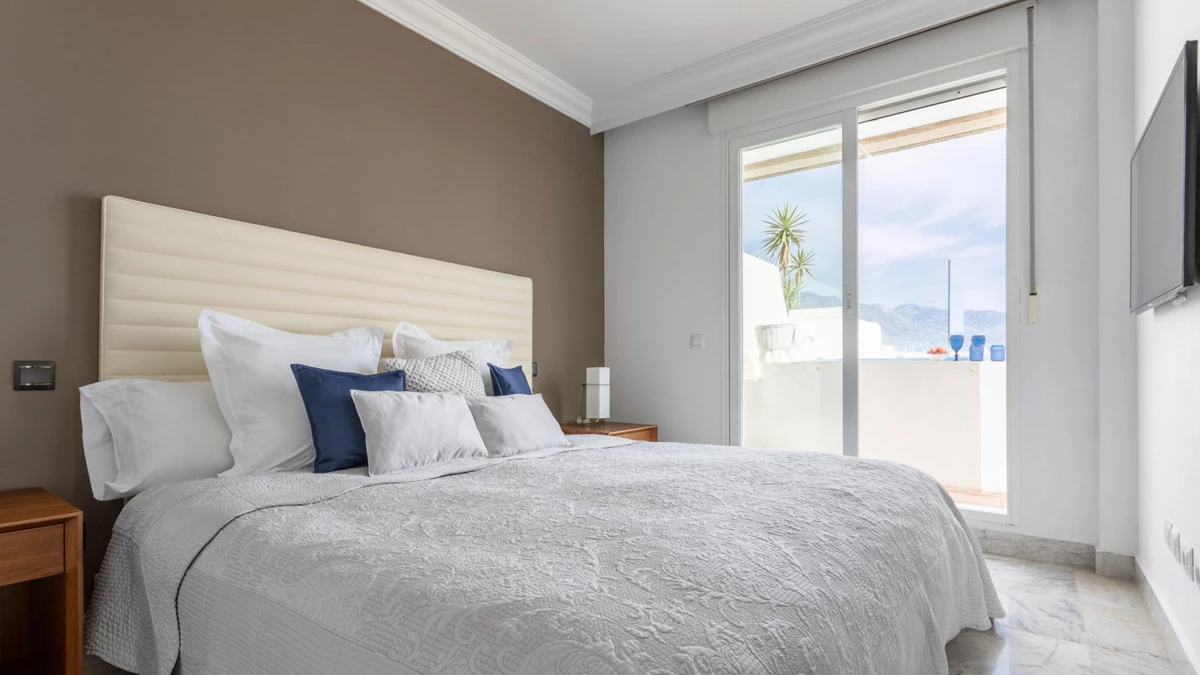 9-467d0cee5b725f3ef65f102a0c2e69c0