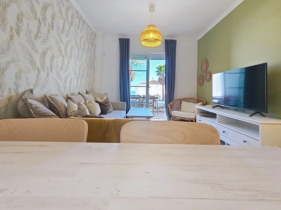 7-aa4cc561180b369757c0bb4af9886cd3