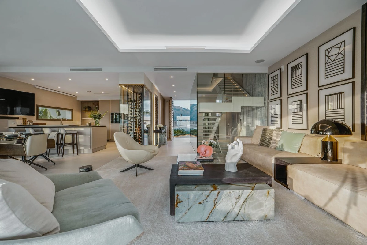 7-aa4cc561180b369757c0bb4af9886cd3