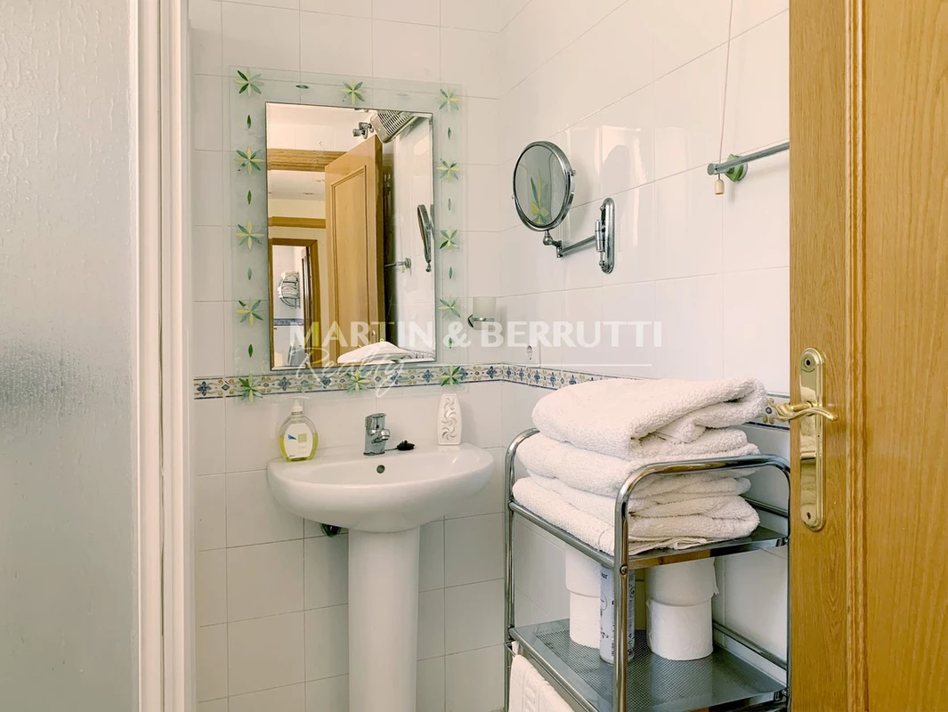 7-aa4cc561180b369757c0bb4af9886cd3