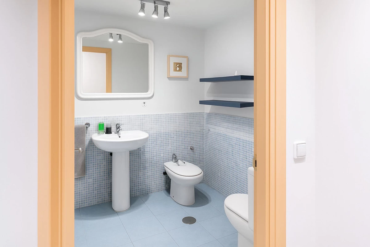 8-e64a9055bba3e77ac8aca3b893cdf826