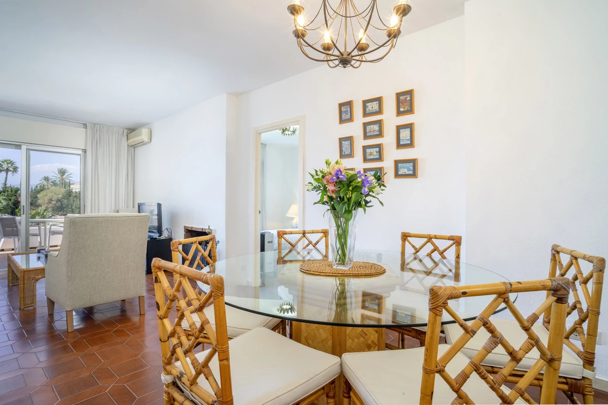 4-c23c0f86247804fa50226aecd8b0b2c8