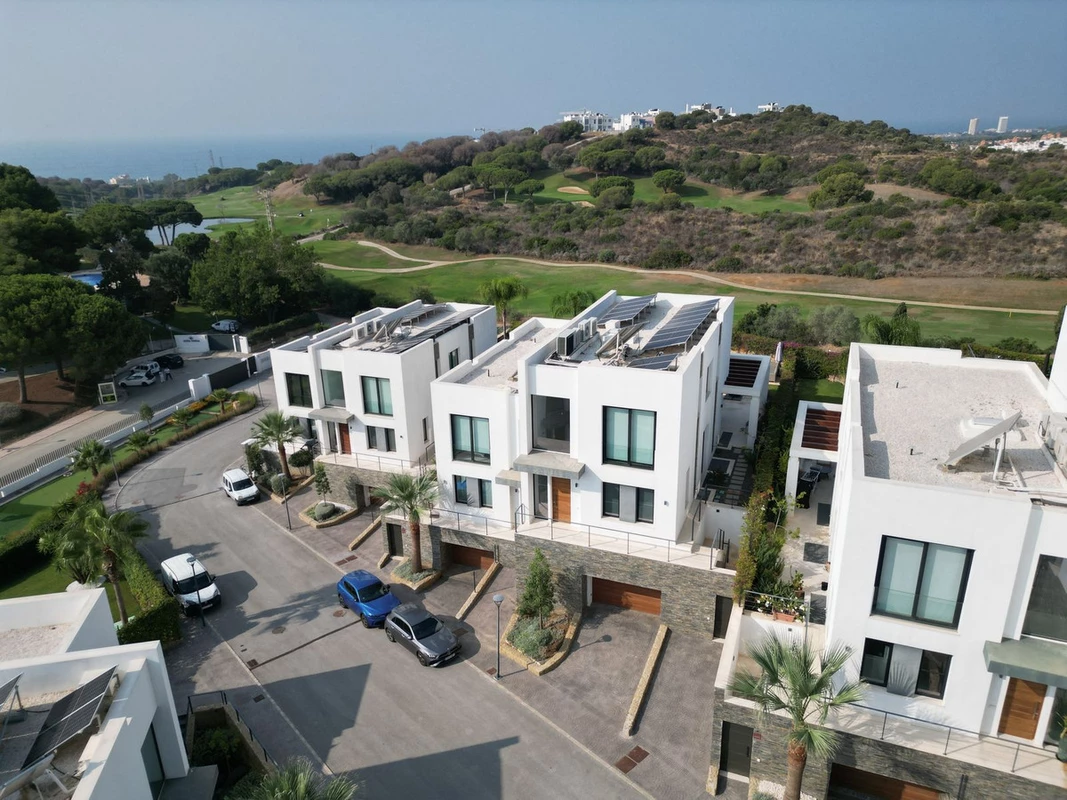 3-e898b2bb2a2fdfd06d2c39894dce8316