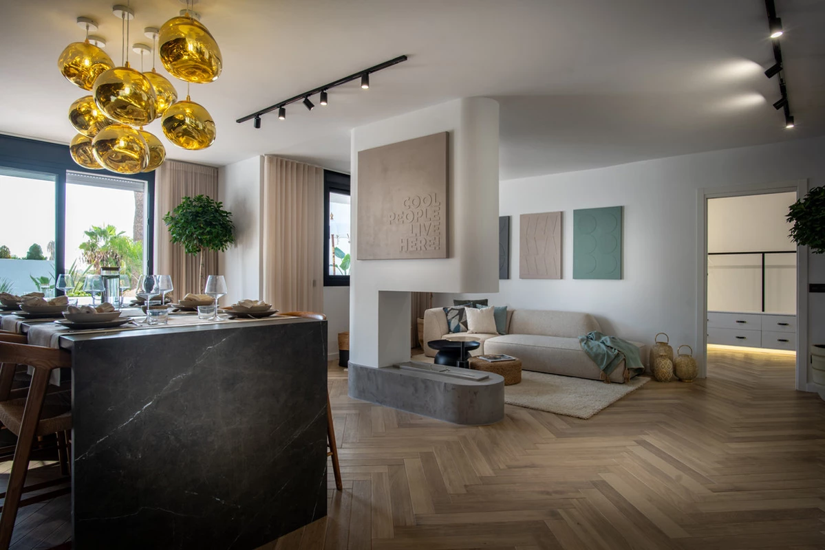 7-aa4cc561180b369757c0bb4af9886cd3