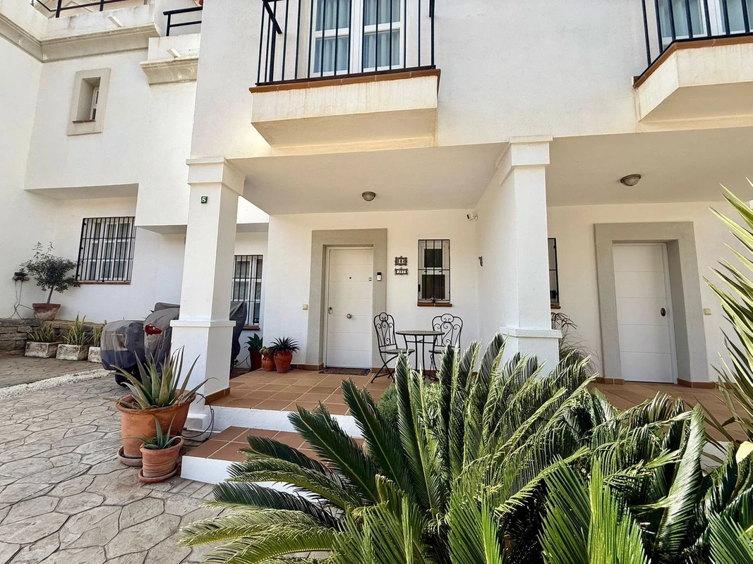 4-c23c0f86247804fa50226aecd8b0b2c8