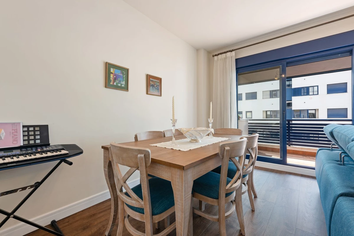 8-e64a9055bba3e77ac8aca3b893cdf826