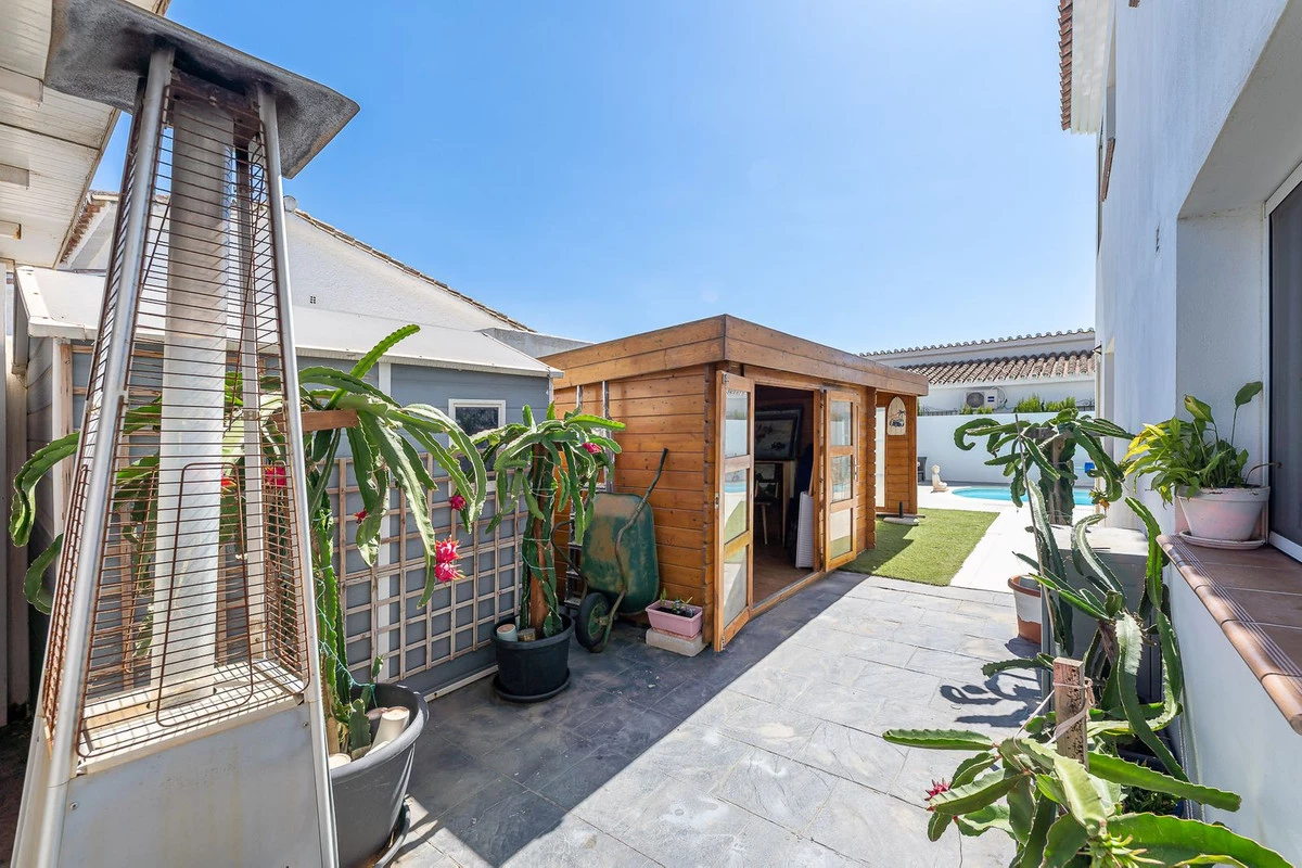 7-aa4cc561180b369757c0bb4af9886cd3