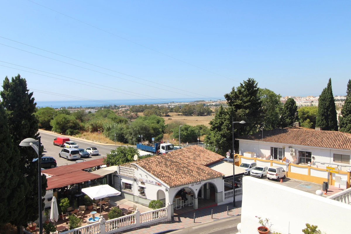 3-e898b2bb2a2fdfd06d2c39894dce8316