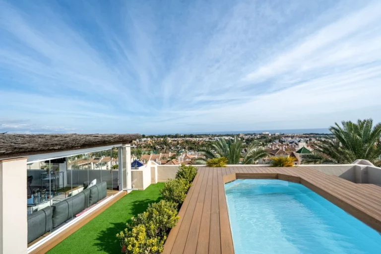 R5122069 | Penthouse Duplex in El Paraiso – € 1,495,000 – 3 beds, 2 baths