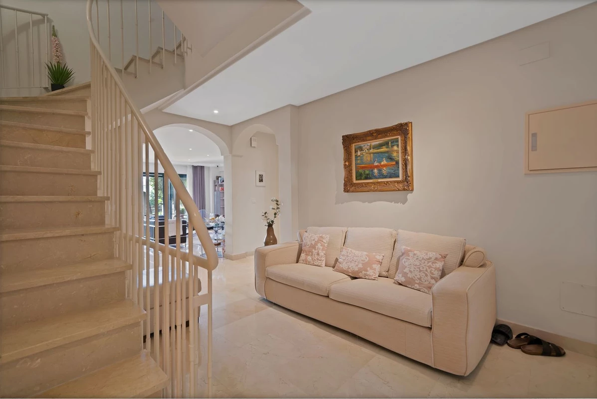 6-241328e1bcc9c0d8ce1222beb6c967a8