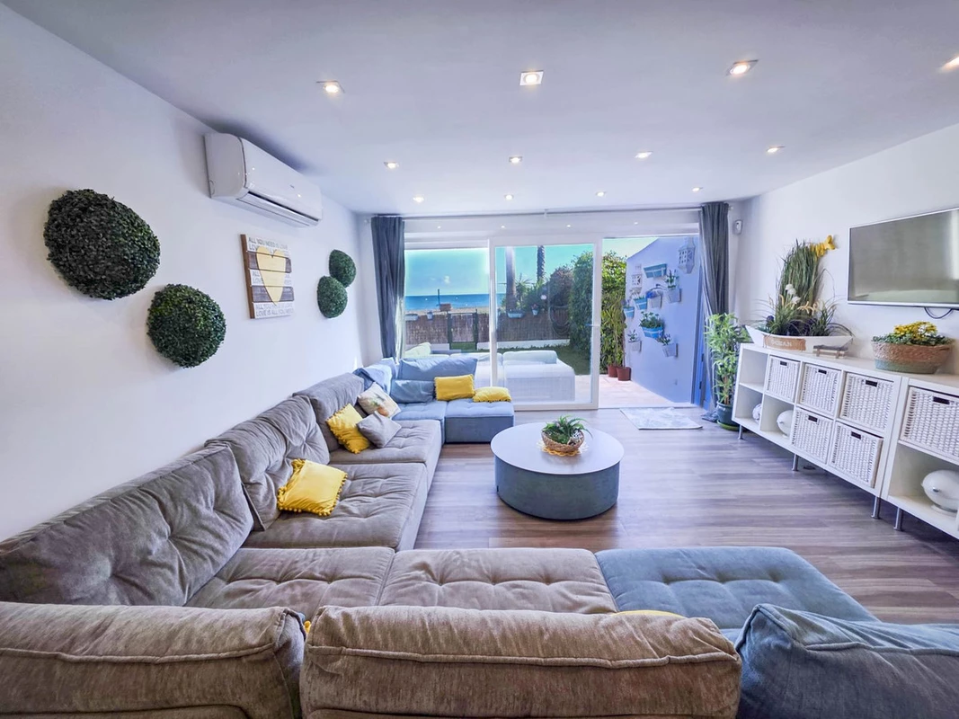 4-c23c0f86247804fa50226aecd8b0b2c8