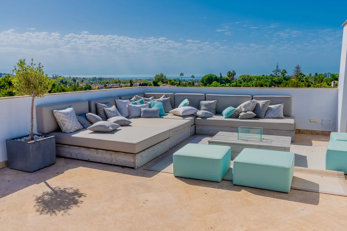 9-467d0cee5b725f3ef65f102a0c2e69c0