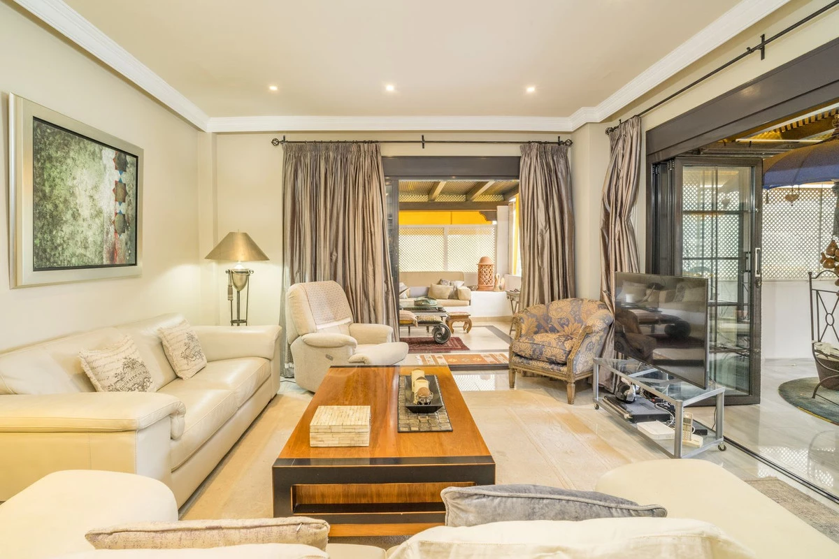 8-e64a9055bba3e77ac8aca3b893cdf826