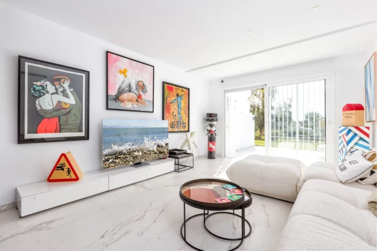 R4649437 | Ground Floor Apartment in Nueva Andalucía – € 645,000 – 2 beds, 2 baths