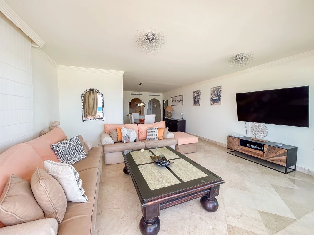 7-aa4cc561180b369757c0bb4af9886cd3