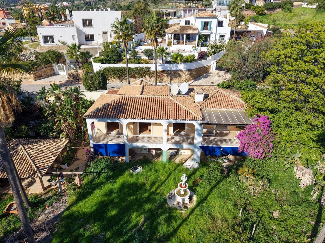 2-5bd7b9d04b45e33852eaf0ec6670150d