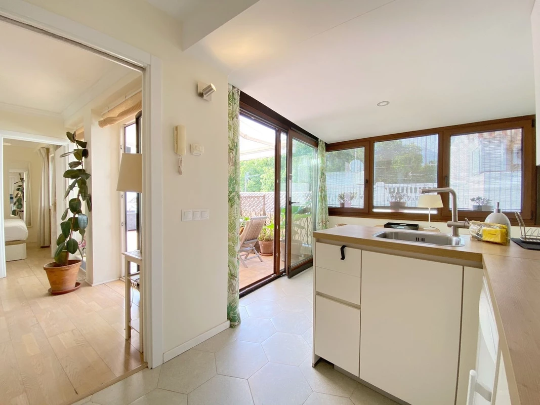 2-5bd7b9d04b45e33852eaf0ec6670150d