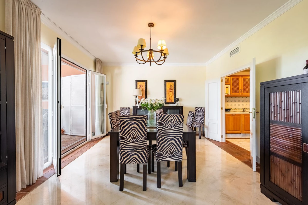 7-aa4cc561180b369757c0bb4af9886cd3