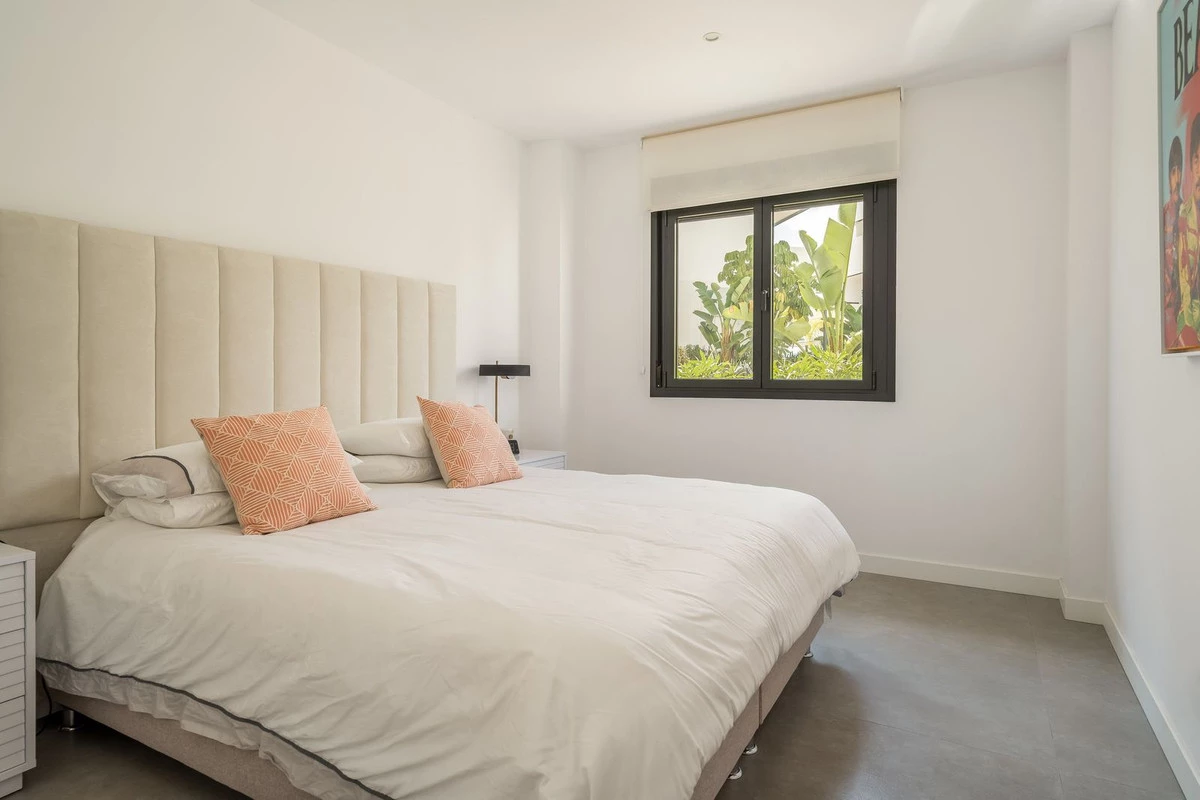 9-467d0cee5b725f3ef65f102a0c2e69c0