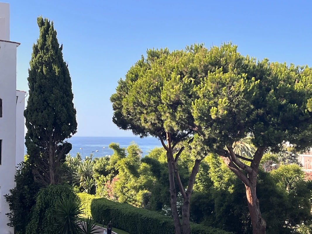 8-e64a9055bba3e77ac8aca3b893cdf826