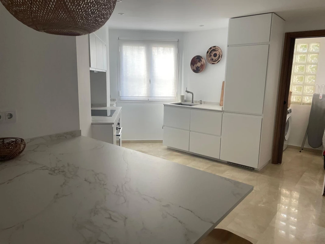 8-e64a9055bba3e77ac8aca3b893cdf826