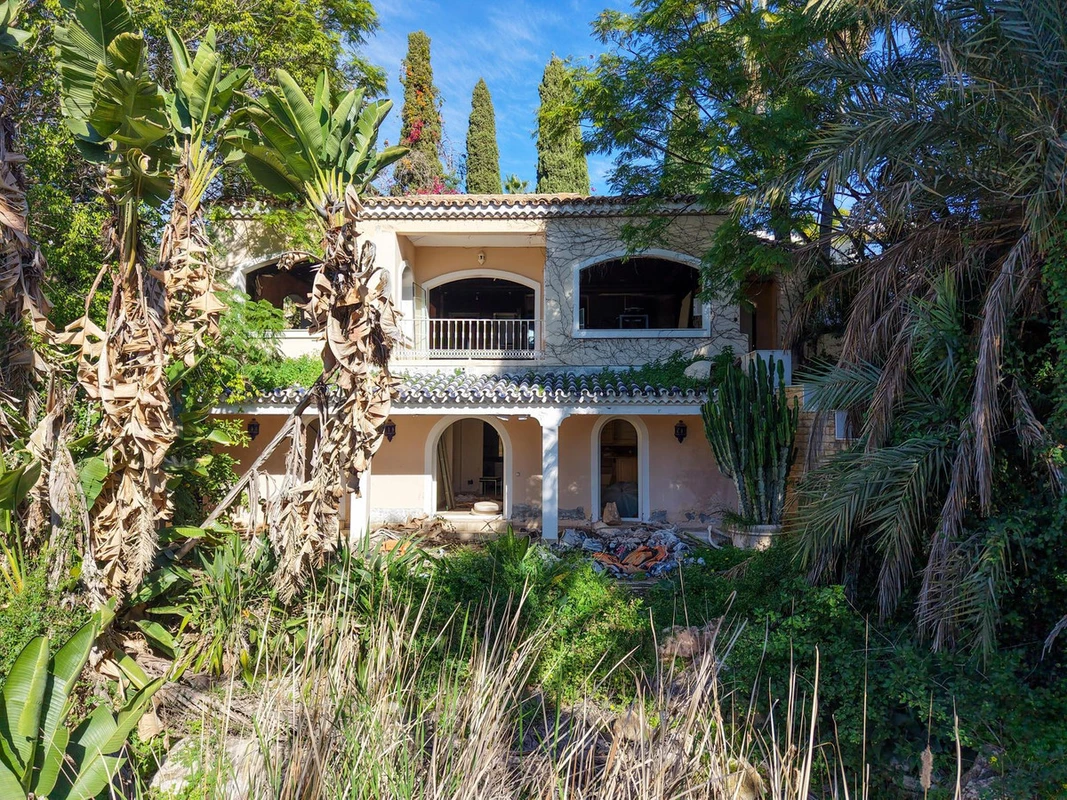 4-c23c0f86247804fa50226aecd8b0b2c8