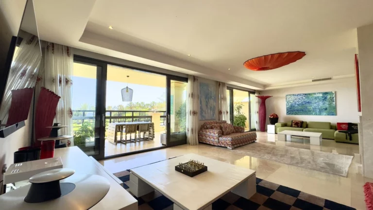 R5054650 | Middle Floor Apartment in Puerto Banús – € 6,900,000 – 3 beds, 5 baths