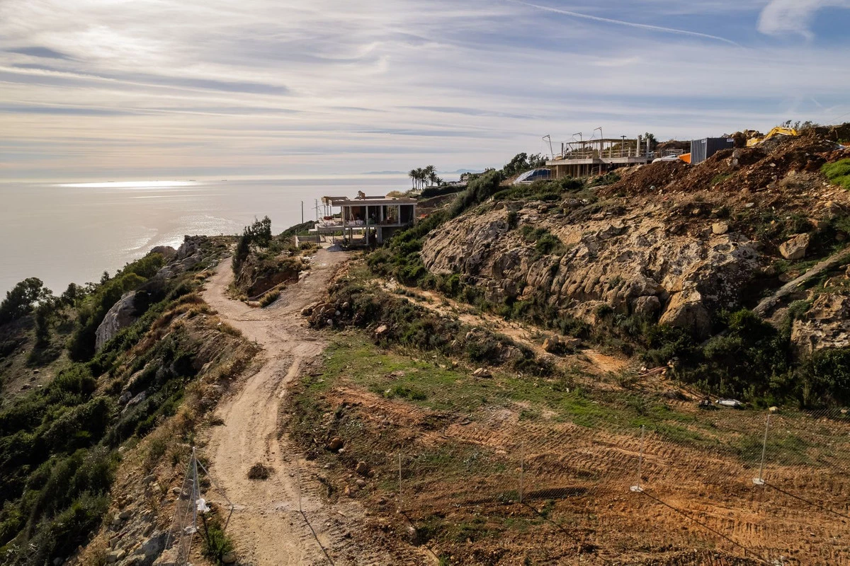 8-e64a9055bba3e77ac8aca3b893cdf826