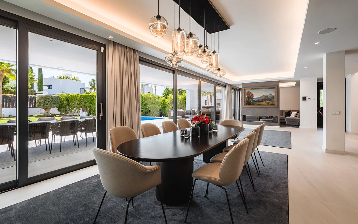 8-e64a9055bba3e77ac8aca3b893cdf826